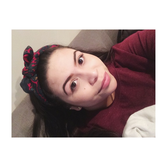 Meet your seller 🌻 - Picture 3 of 3