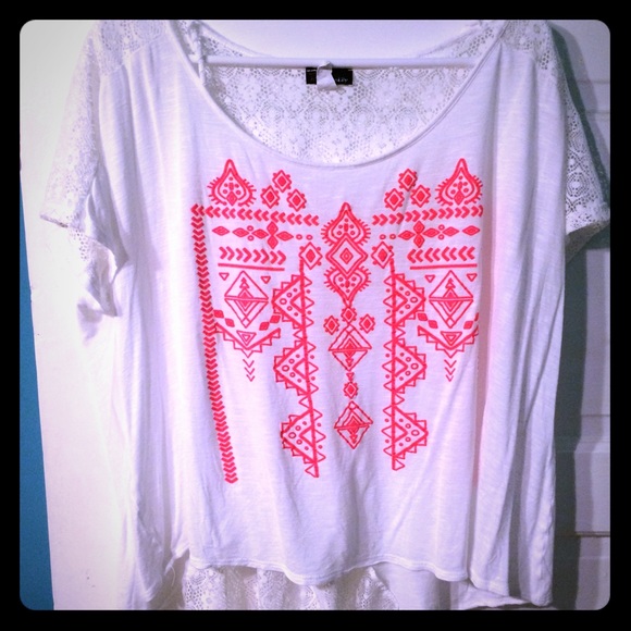 Cute top with lace detail