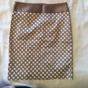 Loft light brown polka dot pencil skirt. So cute!