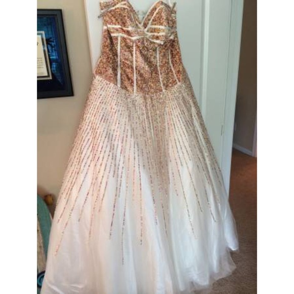 Plus size David's Bridal PROM DRESS - Picture 4 of 4