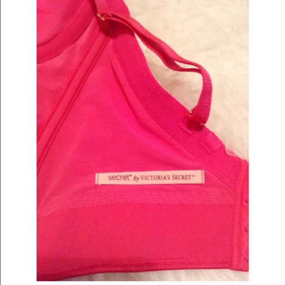 VS HOT PINK CORSET🔥😎🔥 - Picture 2 of 4