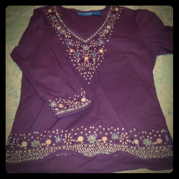 Delia ' s 3/4 sleeve peasant shirt