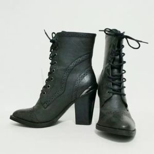 Black Leila Stone 'Chris' Boots