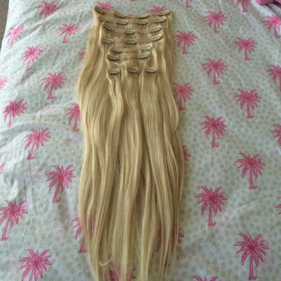 Bellami light ash blonde 20"