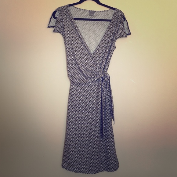 Ann Taylor Dress size 4 petite.