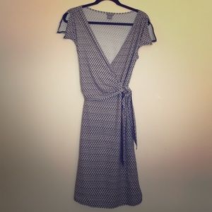 Ann Taylor Dress size 4 petite.