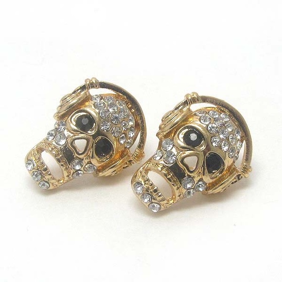 Skulls Studs