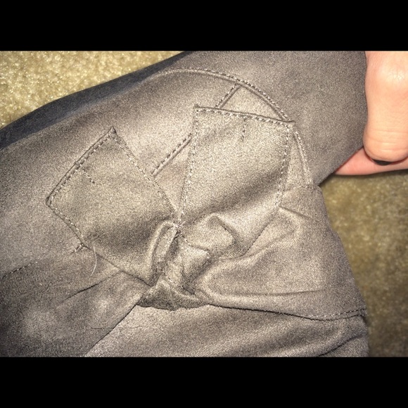 Short suede boots - Picture 2 of 4