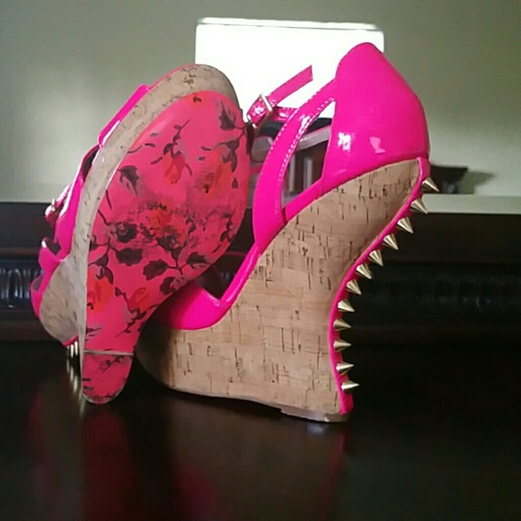 Betsey johnson - Picture 3 of 3