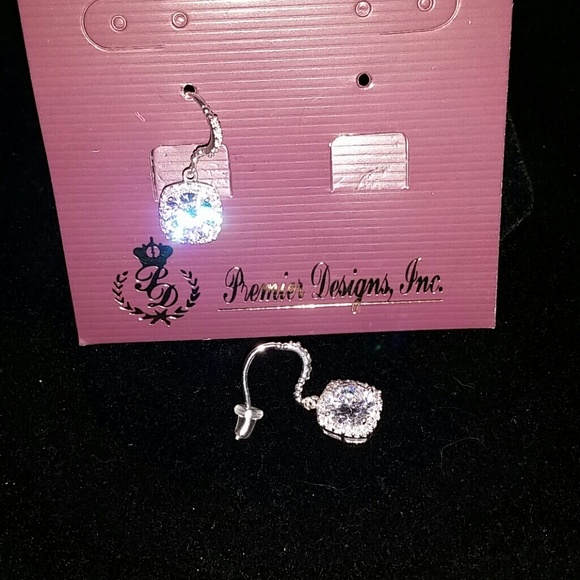 Premier Designs Emily earrings
