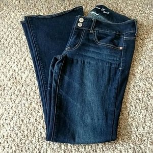 American eagle artist jeans