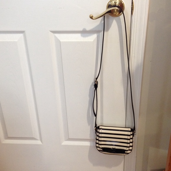 💥SALE 💥💖 KATE SPADE Bag 💖 - Picture 2 of 4