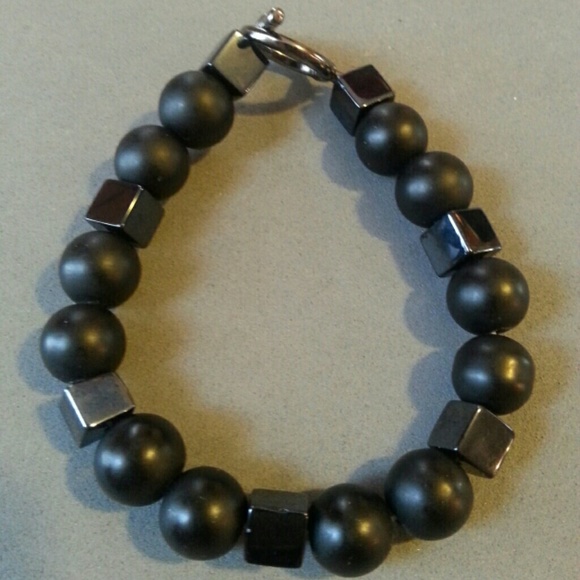 Mens Glass  Beads Bracelet - Picture 2 of 2