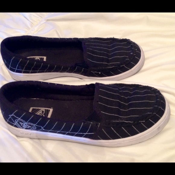 Roxy Shoes! - Picture 2 of 4