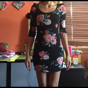 H&M Floral Bodycon Dress - size small