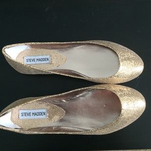 Steve Madden Gold Glitter flats