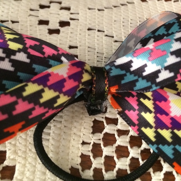 CHEER BOWS - Picture 2 of 2