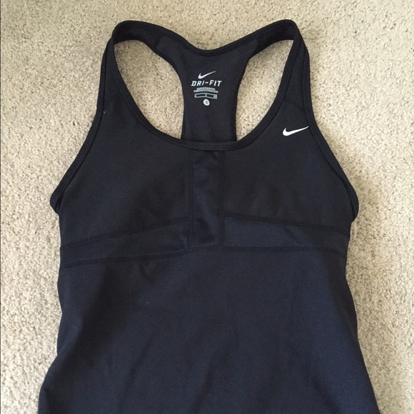 Lightly worn black nike workout tank!