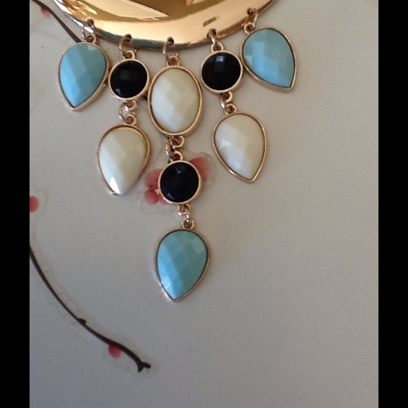 Teardrop Gold Necklace - Picture 2 of 2