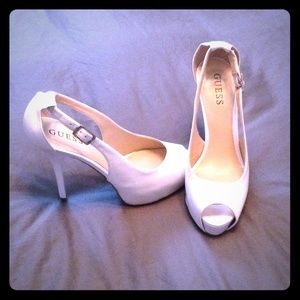 Like new! 4.5 inch white Guess high heels.