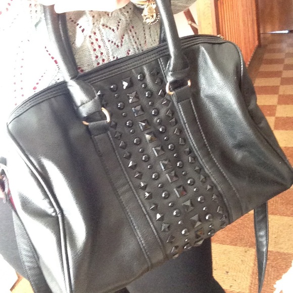 Large black studded purse with strap - Picture 3 of 4