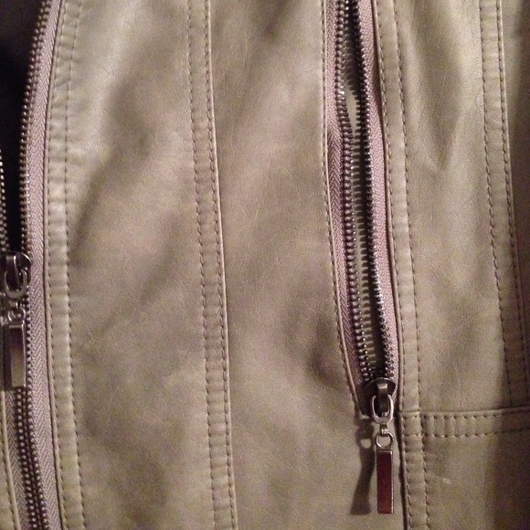 Great jacket - Picture 2 of 2