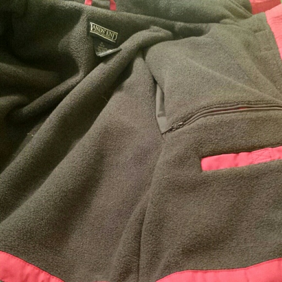 Red winter coat - Picture 2 of 2