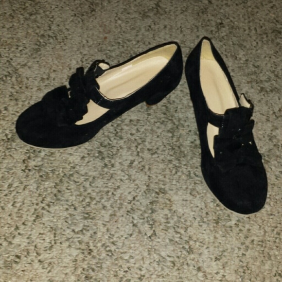 Mary Jane Heels ☆ NEVER BEEN WORN☆ - Picture 3 of 3
