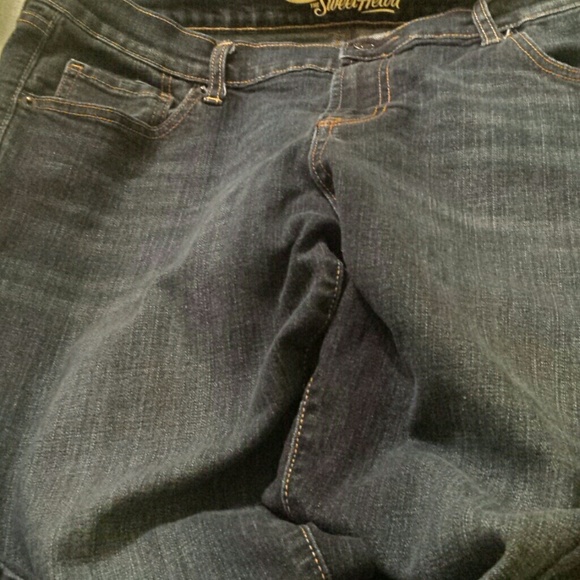 Old Navy jeans - Picture 3 of 3