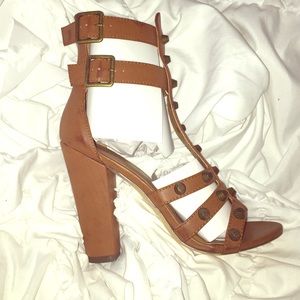 Never worn 7.5 Tan Heeled Sandals