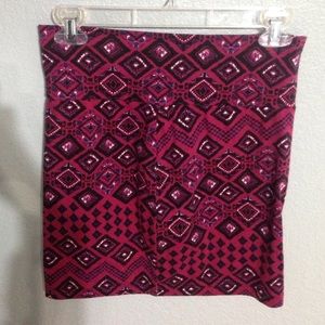 Patterned Pencil Skirt