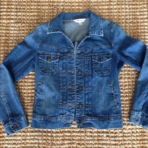 Stretchy jean jacket