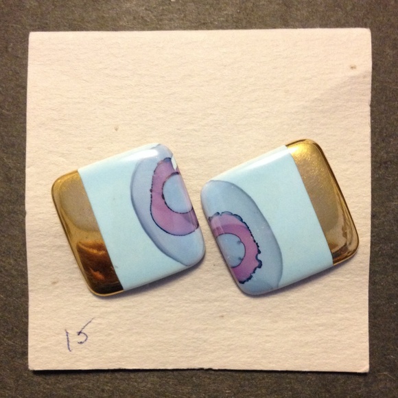 Porcelain earrings⚡️4/$10⚡️