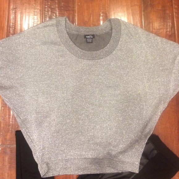 ‼️RUE 21 Silver Top🌟NWOT❤️ - Picture 4 of 4