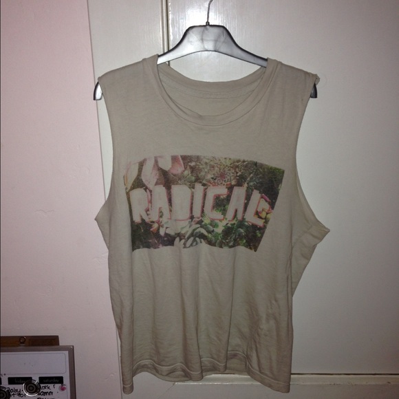 Brandy Melvile RADICAL muscle tee!