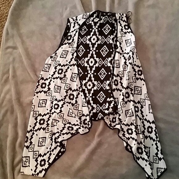 Aztec Sleeveless Cardigan