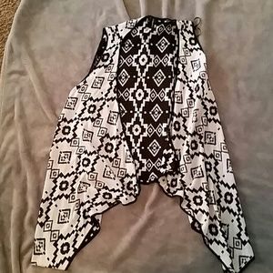 Aztec Sleeveless Cardigan