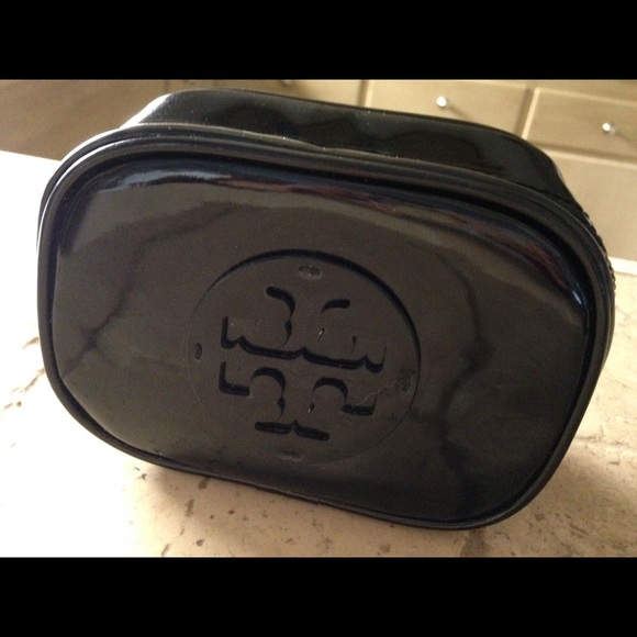 Tory burch patent leather cosmetic bag