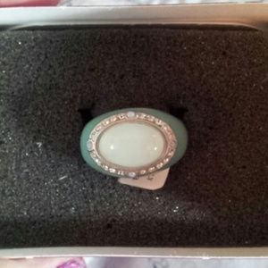 Lia Sophia Size 9 ring, New with tags