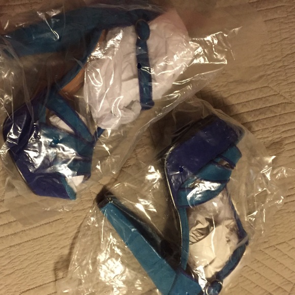 NEW! Spring pumps! - Picture 2 of 3