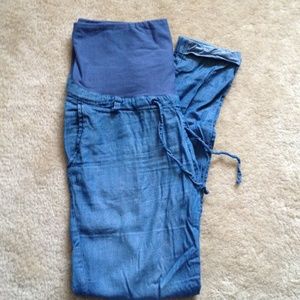 H&M maternity jeans.