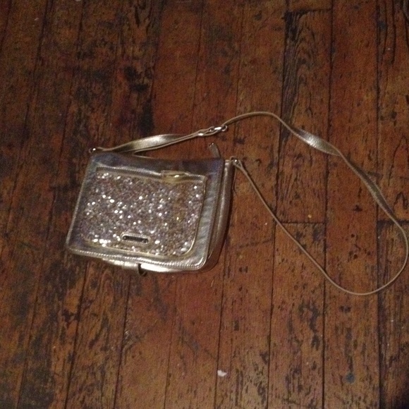 Crossover purse