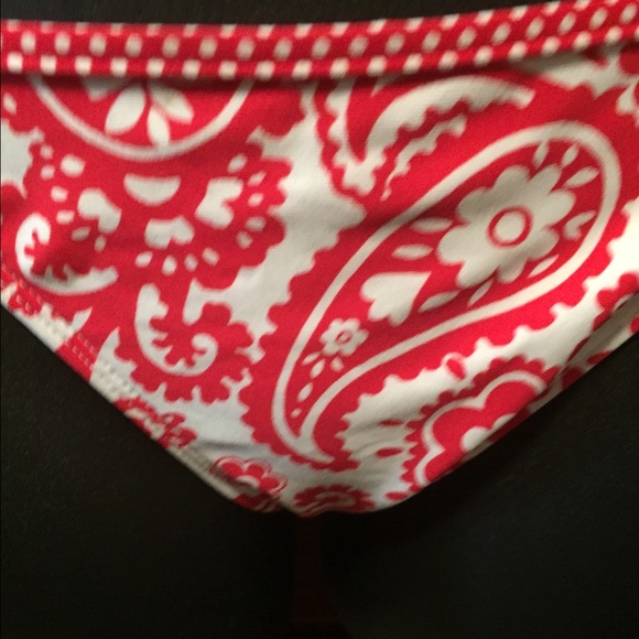 Swim suit - Picture 2 of 4