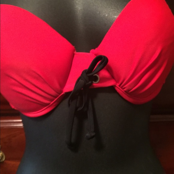 Swim suit - Picture 3 of 4