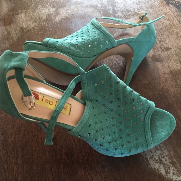 Two Lips Deep Mint Suede Platform Sandals - Picture 2 of 4