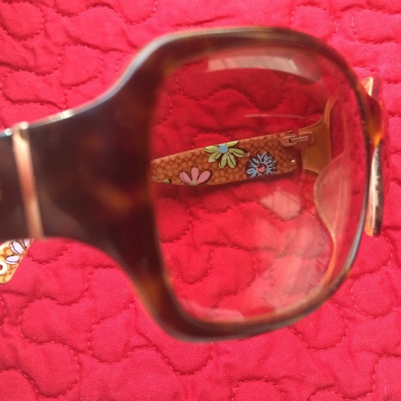 Brown coach sunglasses