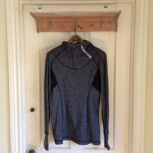 Lulu lemon pullover