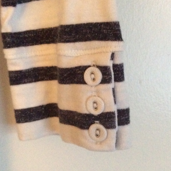 Striped dress - Picture 2 of 4