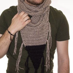 Silver and black pointed infinity scarf