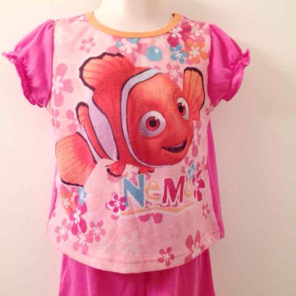 Nemo Pajama Set - Picture 2 of 4